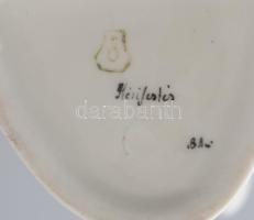 Drasche favágó fiú, kézzel festett, jelzett, hibátlan, m: 15,5 cm