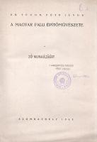 Tóth János:  A magyar falu építőművészete. Szombathely, 1945. (Szerző - Martineum Rt. ny.) V + [1] + 66 + [44] p. Egyetlen kiadás. Oldalszámozáson belül alaprajzokkal, keresztmetszeti és homlokzatrajzokkal, enteriőr rajzokkal gazdagon illusztrált, bevezető jellegű népi építészeti munka. Példaanyagát a szerző a teljes Kárpát-medencéből veszi, leggazdagabban az Őrség, a Matyóföld és Kalotaszeg népi építészetének ismeretanyagából merít. Kötetünk az építészeti részleteken kívül településszerkezeti tanulságokkal is szolgál. A 67. oldaltól fényképmelléklet. A címlapon régi gyűjteményi bélyegzés, katalógusszám, illetve ajándékozási bejegyzés: "Jó munkájáért a Városépítési Tanszék. 1952 május." Példányunk fűzése a fedőborítóknál enyhén laza. Prov.: Major Jenő (1922-1988) településtörténész, földrajztudós, urbanisztikai szakíró. Fűzve, enyhén sérült kiadói borítóban.