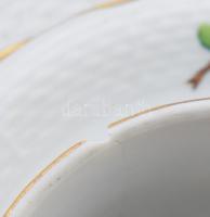 Herendi 5 darab tárgy + alj, közte sérült