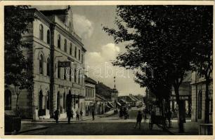 1934 Losonc, Lucenec; Vigadó szálló, Invalid mozi, Arnold Elfer üzlete. Lichtig 1933 / hotel, cinema, shops