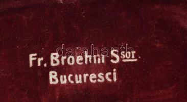 Broehm Bucuresci optikus által készített távcső, jelzett tok, jelzett távcső, ca 1880. Bőr tokkal / ...