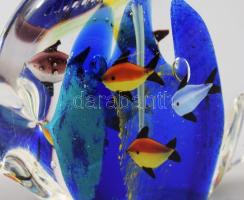 Murano "Aquarium" 2 darab levélnehezék, hal alakú öntött üveg, belsejében akváriumot idéző...