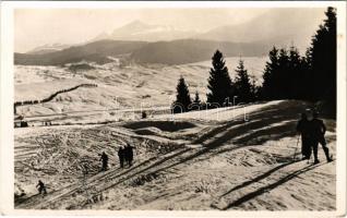 Kárpátalja, Transcarpathia; téli táj, síelők / winter sport, ski (fl)