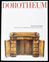 Dorotheum árverési katalógus, antik tárgyak és bútorok témában, 2022