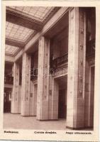 Budapest VIII. Corvin áruház nagy előcsarnok