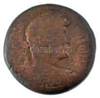 Római Birodalom / Egyiptom / Alexandria / Hadrianus 132-133. Drachma bronz (19,13g) T:F Roman Empire / Egypt / Alexandria / Hadrian 132-133. Drachm bronze "[AYT KAIS TRAIAN-ADRIANOS SEB] / LIZ" quadriga to right (19,13g) C:F