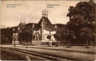 Brassó, Kronstadt, Brasov; Noa nyaraló vasútállomás / Station Noa / railway station in Noua (fa)