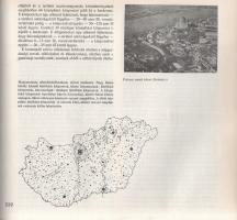 Perényi Imre: 
Városépítéstan. A városépítés története és elmélete. (Dedikált.)
Budapest, 1978. Ta...