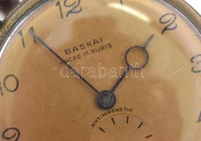 Baskai kézi felhúzós karóra. Arany szín számlappal. Működőképes szerkezet, bőr szíjjal d: 31 mm