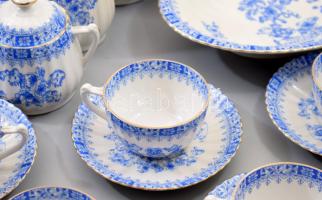 cca 1940/45, Arzberg "China Blau" 12 személyes, 55 részes reggeliszervírozó készlet. Jelze...