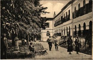 Szliács-fürdő, Kúpele Sliac; Promenáda / sétány, park, szálloda / promenade, hotel, park (EK)