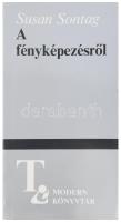 Susan Sontag. A fényképezésről. Tanulmány. Ford.: Nemes Anna. Beke László utószavával. Modern Könyvtár 437. Bp., 1981., Európa. Kiadói papírkötés.