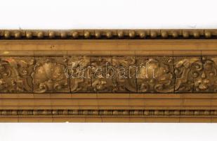 Antik, dekoratív fa képkeret, egyik sarkában kissé sérült, 40,7×30,5 cm