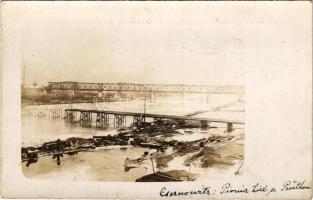 1918 Cernauti, Csernyivci (Bukovina, Bukowina); Pionir híd a Pruton / WWI K.u.K. military, pioneer bridge, river Prut. photo