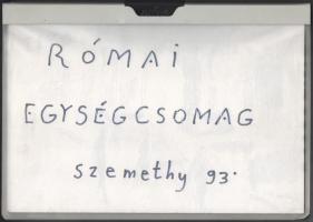 Szemethy Imre (1945-): Római egységcsomag, 41 db rajz római épületekről, helyszínekről, 1993. Ceruza, papír, három kivételével mindegyik jelzett. Mindegyik külön lapon. Szemethy Imre által feliratozott fedlappal, műanyag mappában. 21×30 cm
