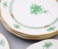 Herendi Apponyi zöld mintás nagytányér szett, 6 darab, jelzett, 2 tálon repedésvonallal, d: 25,5 cm
