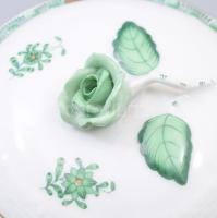 Herendi Apponyi zöld mintás fedeles leveses csésze rózsa fogóval, alátéttel. Jelzett, hibátlan, d: 1...