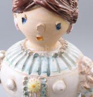 Szilágyi Mária: Énekes hölgy. Jelzett, minimális kopással, m: 48 cm /// KIZÁRÓLAG SZEMÉLYES ÁTVÉTEL,...