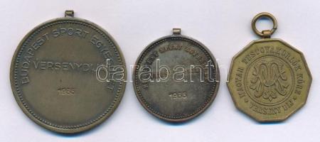 ~1910. "Magyar Testgyakorlók Köre Verseny Díj / Bátorság Buzgalom Barátság" kétoldalas bronz díjérem füllel (29mm) + 1935. "Budapest Sport Egyesület Versenydíja" kétoldalas bronz díjérem füllel (40mm) + 1935. "Budapest Sport Egyesület Versenydíja" kétoldalas bronz díjérem füllel (30mm) T: