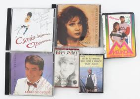 6 db dedikált/aláírt CD és kazetta: Csonka Zsuzsanna (x2), Leblanc Győző, Melinda és Zsiborás Gábor, Cserey Erzsi, Dóry József