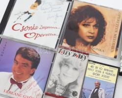 6 db dedikált/aláírt CD és kazetta: Csonka Zsuzsanna (x2), Leblanc Győző, Melinda és Zsiborás Gábor,...