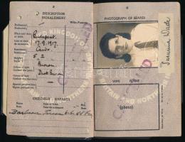 1941 Angol útlevél alijázó magyar zsidónak palesztin vízummal / 1941 English passport for a Hungarian Jew immigrating with a Palestinian visa