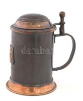 1984 Réz fedeles korsó, "A Harckiképzési Osztály kollektívájától" felirattal, m: 14,5 cm