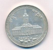 Lapis András (1942-) 1979. "MÉE Kilencedik Vándorgyűlése - Szeged / Szeged pusztulásának és újjászületésének centenáriumi évében" jelzett Ag emlékérem (43,38g/0.800/42,5mm) T:UNC,AU Adamo SG2