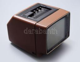 1980, Elektronika 407 Olympi? space age televízió. Kation üzem, Khmelnitsky, Szovjetúnió, 16 cm képátlóval rendelkező szürkeárnyalatos hordozható televízió, 20x17x16 cm