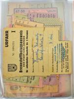 Ausztria ~1917-1953. Kisalakú albumba rendezett mintegy 60db-os élelmiszer jegy tétel, közte négy él...