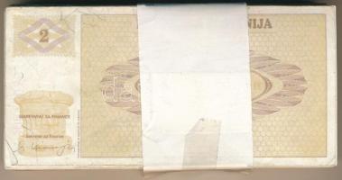 Szlovénia 1990. 2T (97x) eredeti, sérült banki kötegelővel T:F-G
Slovenia 1990. 2 Tolarja (97x) wit...