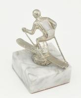 Síző. Fém szobor, díj, márvány talapzaton, m: 11 cm
