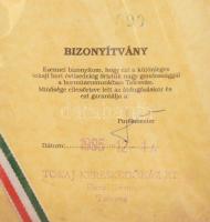 1962 Tokaji Szamorodni édes, Tokaji Kereskedőház Rt. Sátoraljaújhely, 0,5 l sorszámozott, jelzett, b...