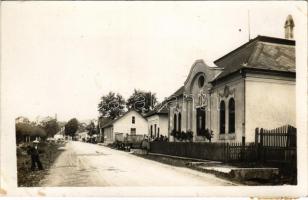 1935 Felsőmotesic, Horné Motesice (Motesic, Motesice); utcakép / street view. photo (fl)