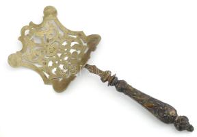 Antik jelzett ezüstözött nyelű tortalapát, h: 26 cm