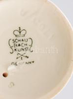 Schaubach Kunst zenélő puttó. jelzett, m: 13 cm