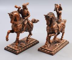 2 db kuruc vitéz harcos bronzírozott fém szobor, 16 cm