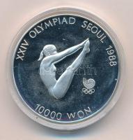 Dél-Korea 1987. 10.000W Ag "1988. Nyári Olimpiai Játékok - Szöul / Toronyugró" kapszulában, tanúsítvánnyal T:PP South Korea 1987. 10.000 Won Ag "Olympic Games 1988 in Seoul / High diver" in capsule, with certificate T:PP Krause KM# 57