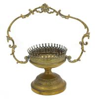 Füles kínáló kosár, üveg betét nélkül. XIX. sz réz. 22x14 cm