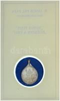 1991. "II. János Pál pápa Magyarországon" kétoldalas Ag emlékérem füllel, előlapján 2db ru...