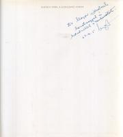 Perényi Imre: A korszerű város. Gondolatok a várostervezés múltjáról és jövőjéről. (Dedikált.) Budapest, 1967. Műszaki Könyvkiadó (Révai Nyomda). 183 + [1] p. Egyetlen kiadás. Összesen 1400 példányban megjelent urbanisztikai munka dedikált példánya: "Dr. Major Jenőnek barátsággal és köszönettel a tanácsadásért: Perényi Imre. 67. VII. 5." Perényi Imre (1913-2002) építész, egyetemi tanár, a Városépítési Tanszék vezetője, Budapest főépítésze. A szerző a témában írt több egyetemi tankönyve után a nagyközönség számára írta fényképekkel és urbanisztikai ábrákkal gazdagon illusztrált ismeretterjesztő könyvét, amely mindvégig kapcsolatot keres a mindenkori társadalom és építészeti formái / urbanisztikai téralakítása között. A történelmi áttekintés során a szerző áttekinti az ókori, a középkori és a kapitalizálódó társadalmak szerkezetéből egyértelműen következő tipikus ókori, középkori és kapitalizálódó városszerkezeteket, majd a kortárs urbanisztikára térve egyértelműen szellős városszerkezetet, modernista építészetet, letisztult formákat javasol: széles utakat, gazdag ellátórendszereket a házgyári technológiával épülő, tagolt, zöldfelületekben dúskáló lakónegyedek számára (Dunaújváros, Moszkva, Varsó és a külvárosi Párizs tűnik követendő példának) - a modern városközpontok szervezésére és vizuális kiemelésére pedig emlékezetes módszereket javasol. Prov.: Major Jenő településtörténész, földrajztudós, urbanisztikai szakíró. Gerincén feliratozott kiadói nyl-kötésben, feliratozott kiadói védőborítóban. Jó példány.