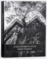 Tóth Vilmos: A salgótarjáni utcai zsidó temető. Bp., 2014, Nemzeti Örökség Intézete. Gazdag fekete-fehér képanyaggal illusztrálva. Kiadói kartonált papírkötés. Megjelent 1500 példányban.