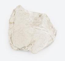 Nagy Sándor (1923-2017): Alak. Faragott és vésett kő, jelzés nélkül, m: 6,5 cm