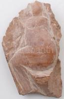 Nagy Sándor (1923-2017): Nőalak. Faragott és vésett kő, jelzés nélkül, m: 15 cm