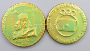 Zsolnay 2 darab eozin plakett, Magyarország Franciaország bélyegkiállítás Budapest 1984 felirattal, II. Rákóczi Ferenc mellképével, kopással, d: 11 cm + "Országos Bélyegnapi Kiállítás - Budapest" eozin mázas Zsolnay porcelán emlékplakett, jelzett, d: 10 cm