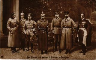 Der Kaiser mit seinem 6 Söhnen in Feldgrau / Wilhelm II