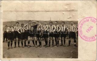 Erdőtelek SE - Erdőtelki Testgyakorlók Köre 1924, magyar focisták, labdarúgók / Hungarian football team. photo (lyukak / holes)