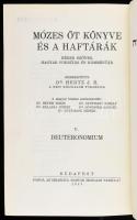 Mózes öt könyve és a haftárák. V. köt.: Deuteronomium. Szerk.: Dr. Hertz J. H. Bp., 1942, Iraelita Magyar Irodalmi Társulat,XIII+1+624 p. Kiadói egészvászon-kötés, kopott borítóval, Breuer / Bíró Oszkár ex libris-szével.