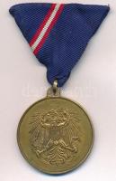 Ausztria 1963. "Katonai Szolgálati érdemérem / Stets Bereit" bronz kitüntetés mellszalagga...