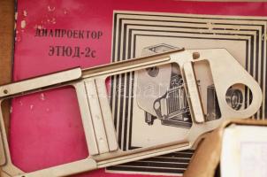 FED Etude 2c szovjet gyártmányú diavetítő, tartozékokkal, dobozában, nincs kipróbálva + 9 doboz (9x3...